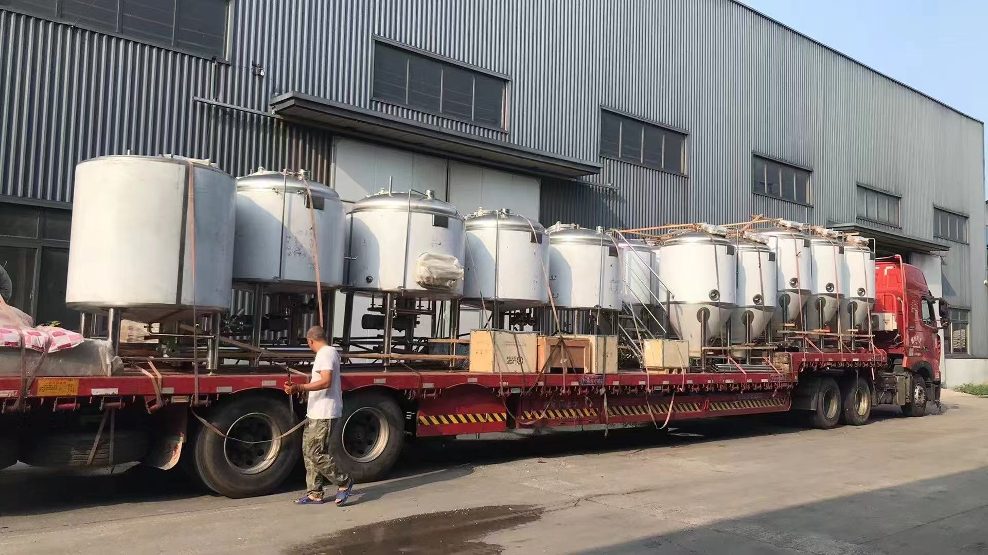 高要精酿啤酒设备厂—精酿啤酒设备